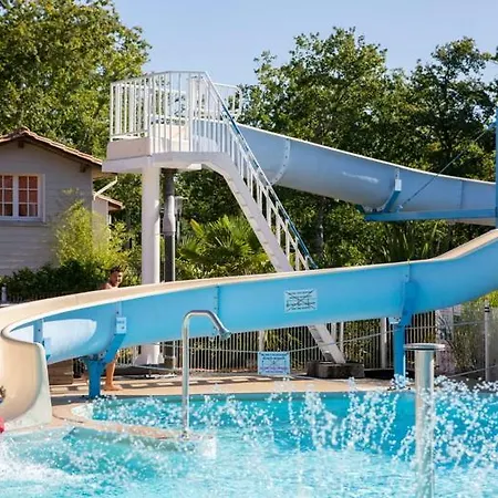 Mh 4* Face Royan Camping