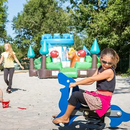 Camping Mh 4* Face Royan